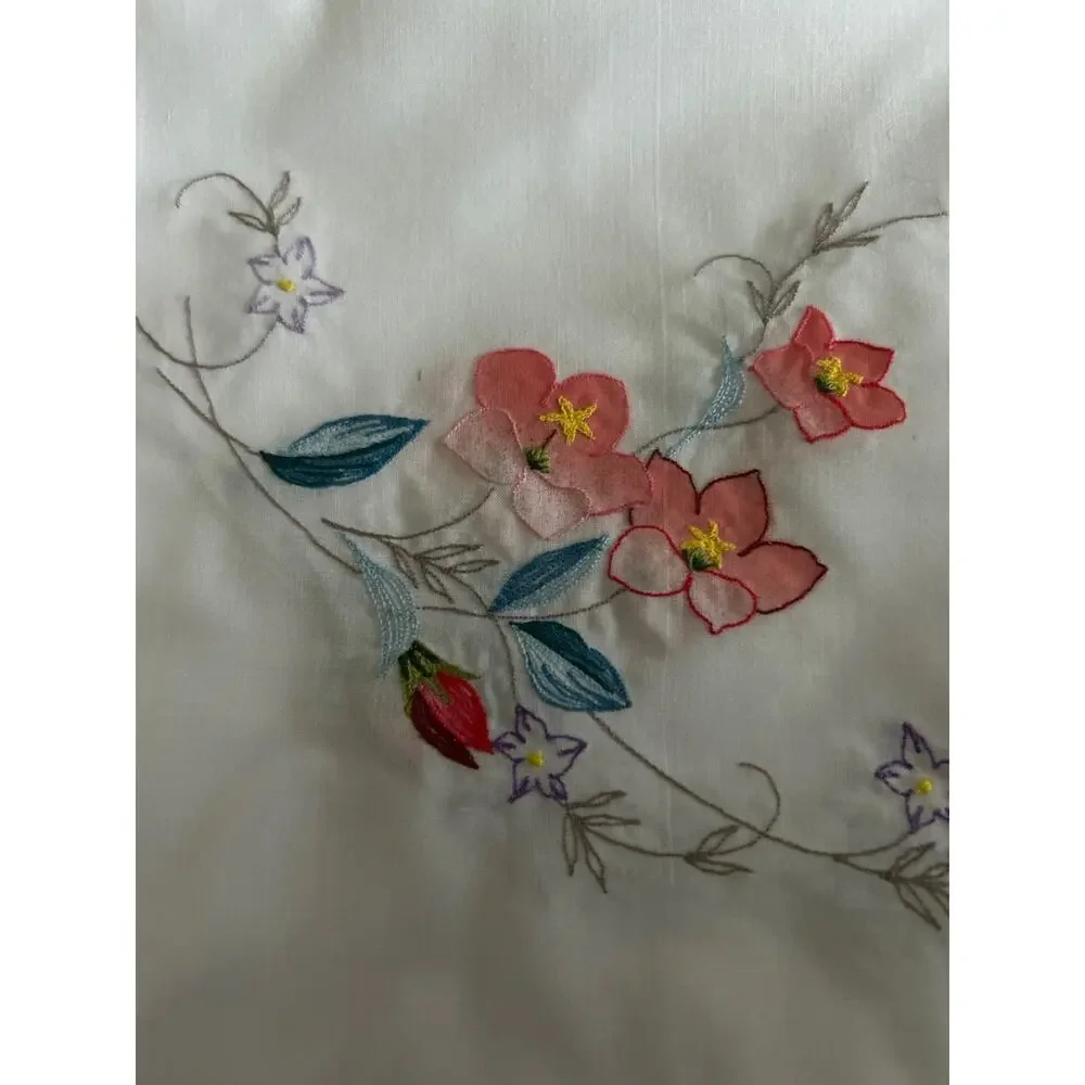 Embroidered Placemats(12) with matching Napkis (12)